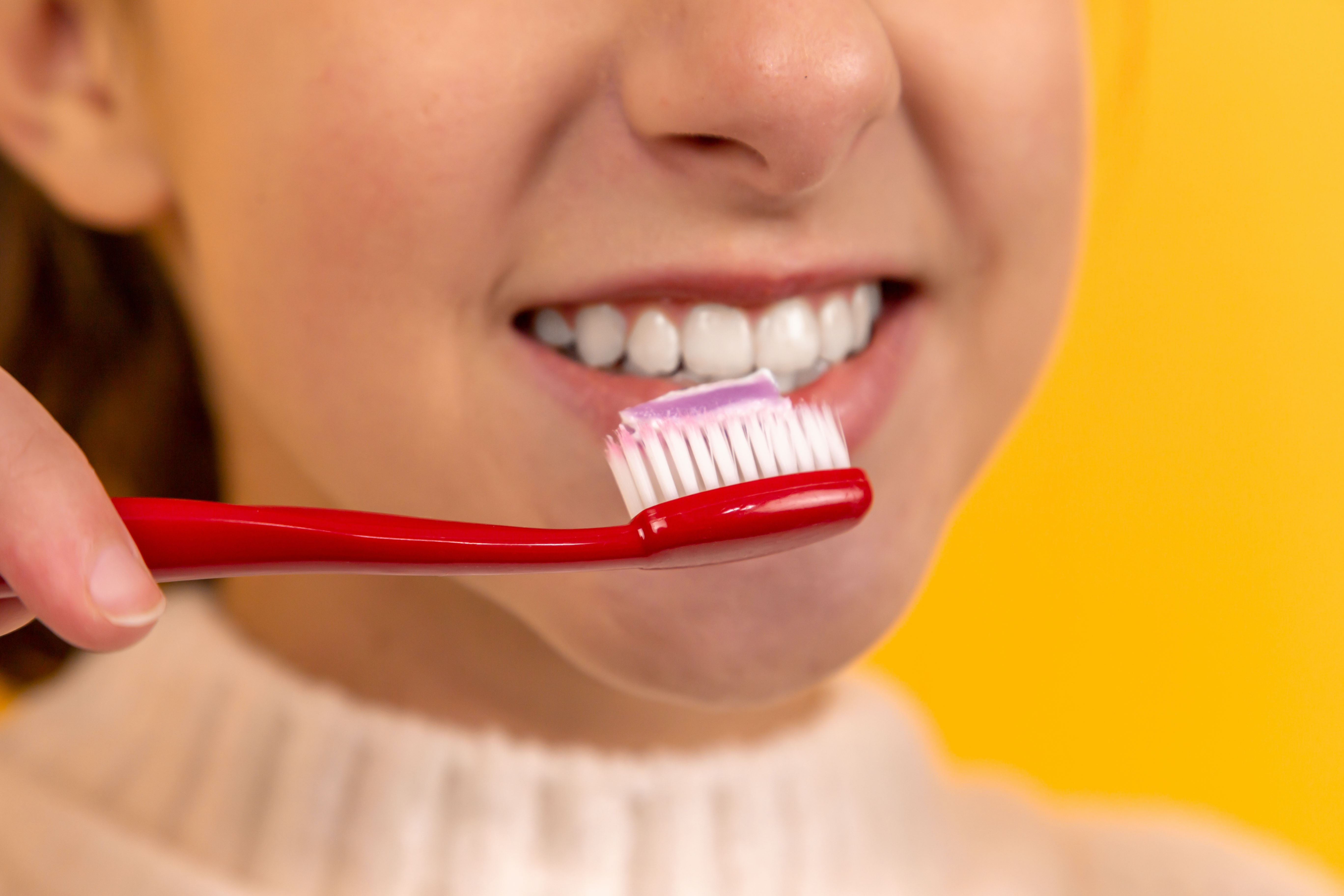 5 Reasons Bleeding Gums Mean It's Time For a visit To the Dentist